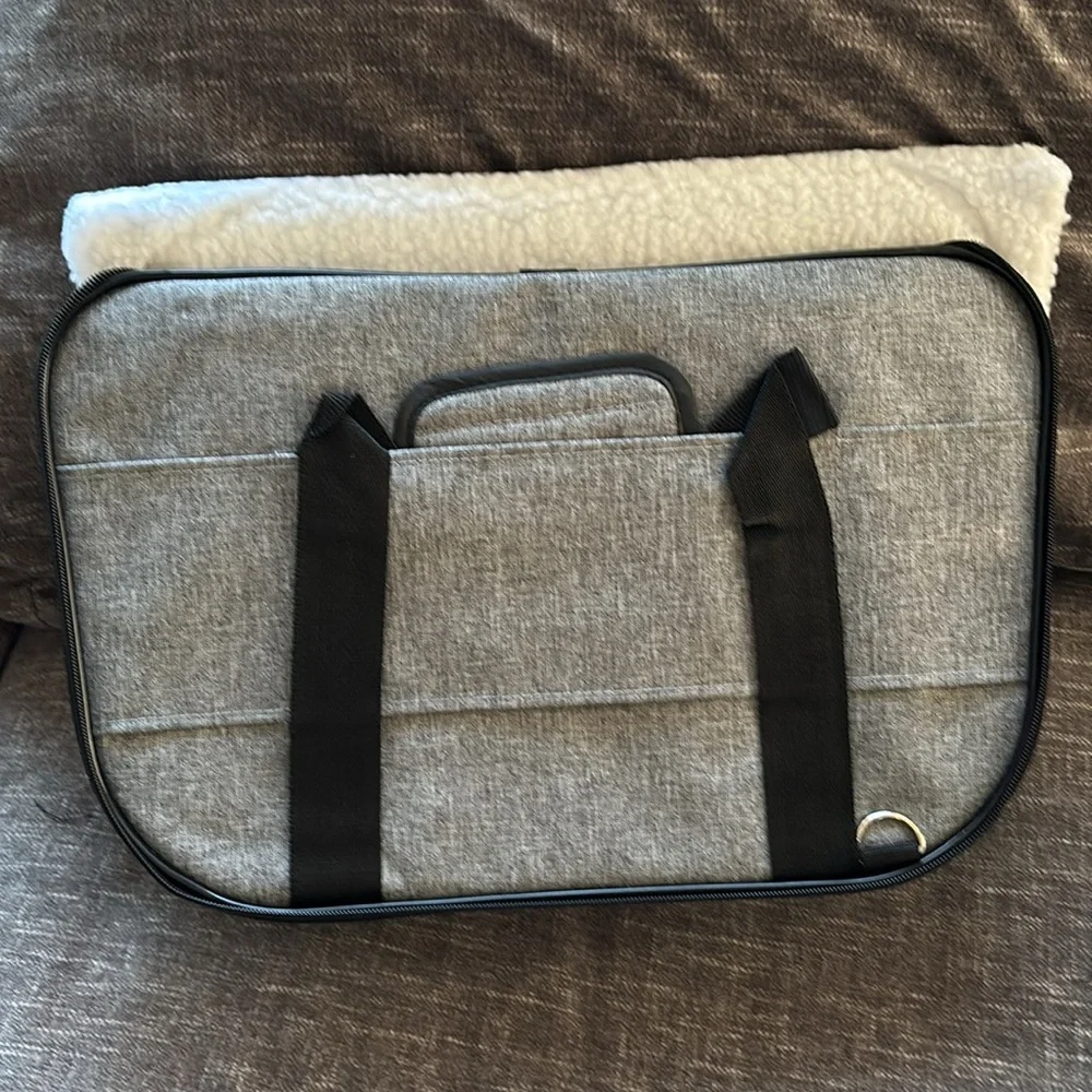 X-ZONE PET Airline Approved Soft-Sided Pet Travel Carrier for Dogs and Cats New!